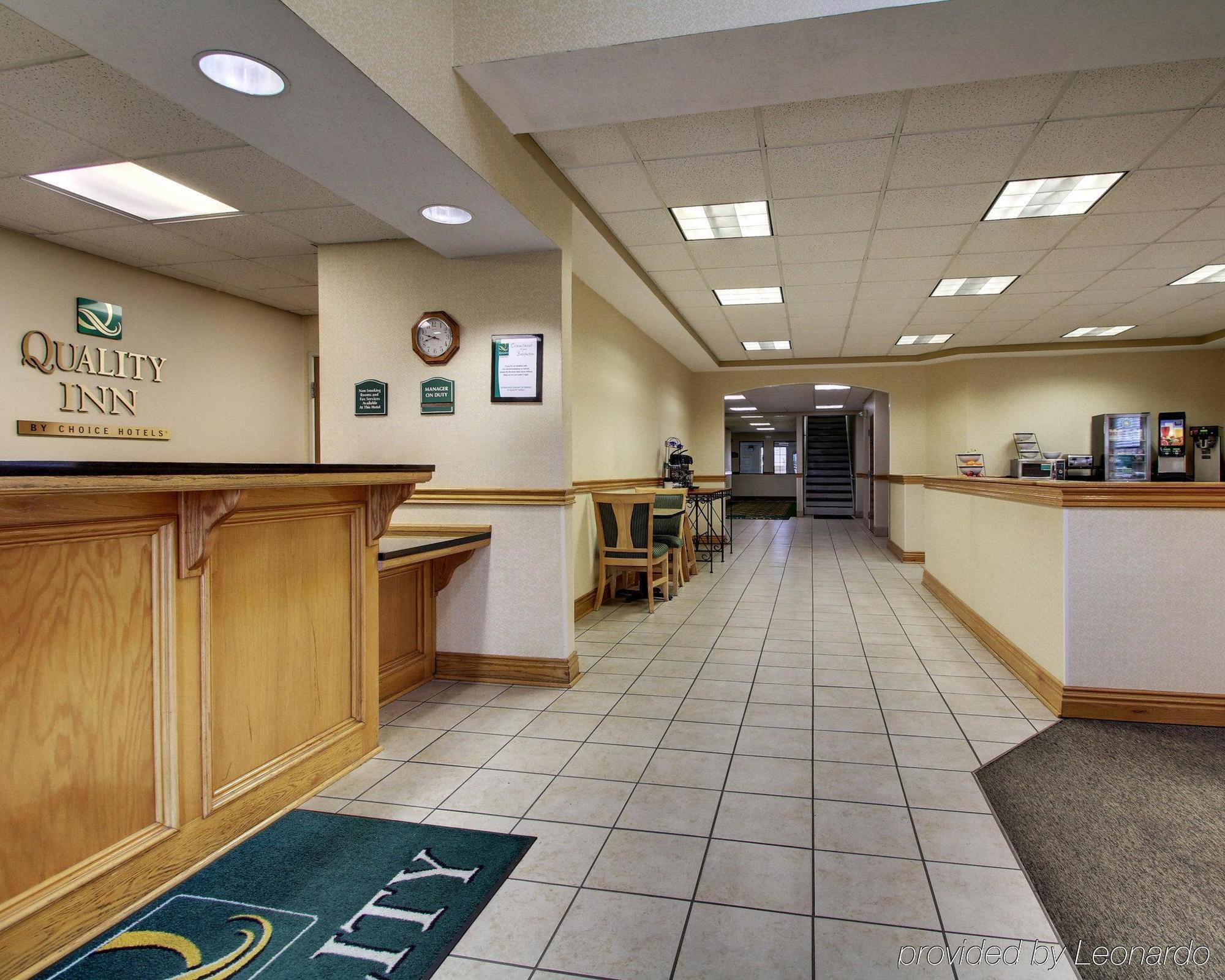 Columbia Inn & Suites المظهر الخارجي الصورة
